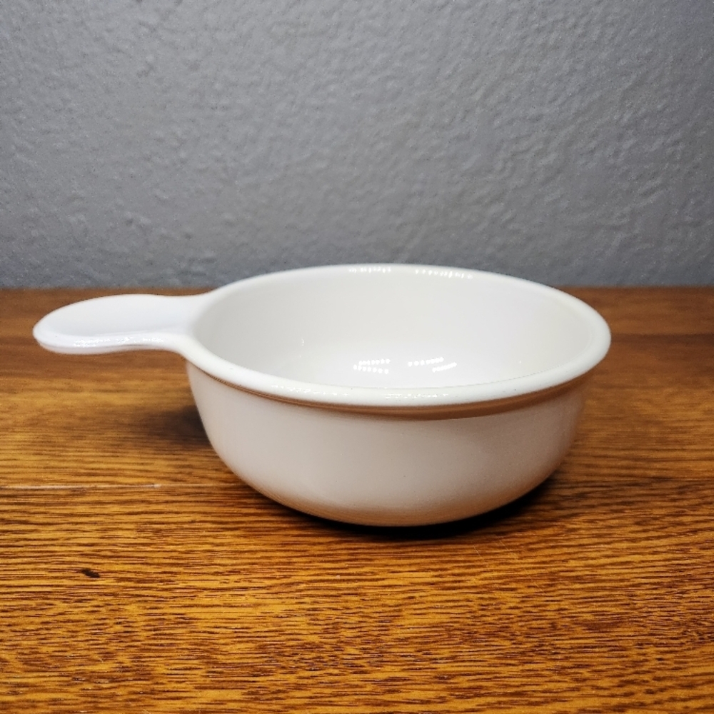 Corningware Grab it beige